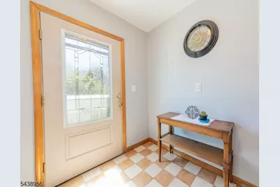 137 Uhland St, East Rutherford, NJ 07073 - Photo 11