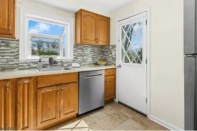 16 Shady Ln, Fanwood, NJ 07023 - Photo 7