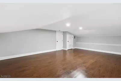 4 Central Ave #4C, Caldwell Boro Twp., NJ 07006 - Photo 3