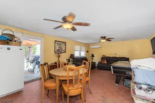 164 Page St, Elmwood Park, NJ 07407 - Photo 33