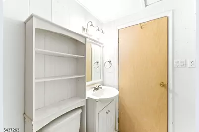 54 Summit Dr, Wantage, NJ 07461 - Photo 11