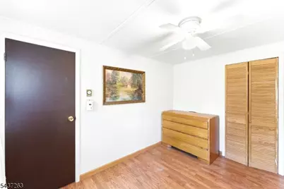 54 Summit Dr, Wantage, NJ 07461 - Photo 13