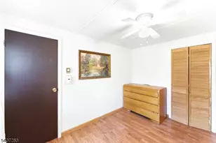 54 Summit Dr, Wantage, NJ 07461 - Photo 13