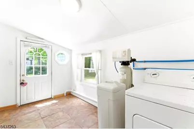 54 Summit Dr, Wantage, NJ 07461 - Photo 7