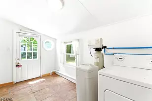 54 Summit Dr, Wantage, NJ 07461 - Photo 7