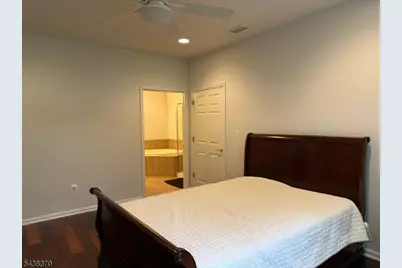 620 Turlington Ct, Livingston, NJ 07039 - Photo 9