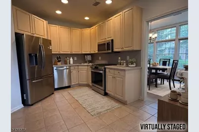 620 Turlington Ct, Livingston, NJ 07039 - Photo 3