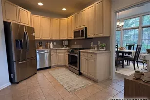620 Turlington Ct, Livingston, NJ 07039 - Photo 3