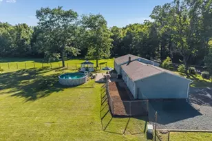 452 Barbertown Point Breeze, Kingwood Township, NJ 08822 - Photo 17