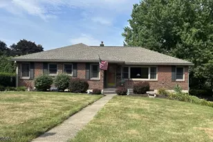 106 Liggett Blvd, Pohatcong Township, NJ 08865 - Photo 1