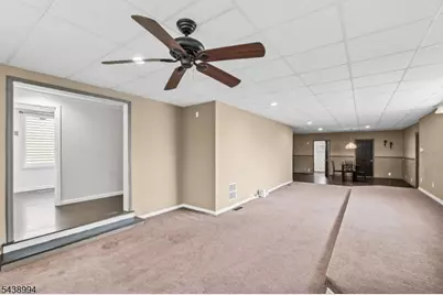 100 Homecrest Ave, Ewing Township, NJ 08638 - Photo 5