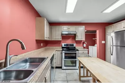100 Homecrest Ave, Ewing Township, NJ 08638 - Photo 15