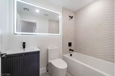393 Myrtle Ave, Irvington, NJ 07111 - Photo 7