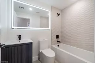 393 Myrtle Ave, Irvington, NJ 07111 - Photo 7