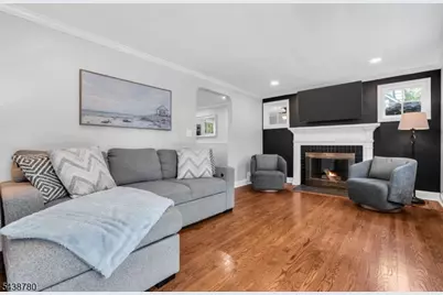 2385 Whittier Ave, Scotch Plains Township, NJ 07076 - Photo 3