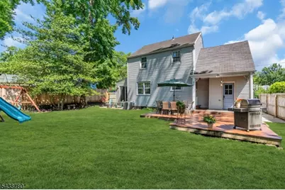 2385 Whittier Ave, Scotch Plains Township, NJ 07076 - Photo 23