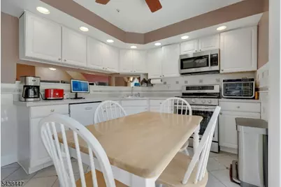 72 Marrow St, Newark, NJ 07103 - Photo 9