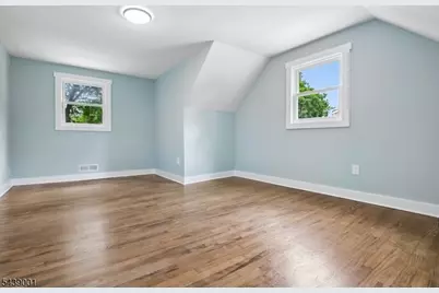 127 Glenwild Ave, Bloomingdale, NJ 07403 - Photo 17