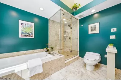 21 Sheffield Ter, West Orange Township, NJ 07052 - Photo 23