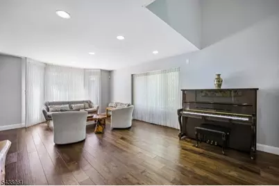 182 Clarken Dr, West Orange Township, NJ 07052 - Photo 11