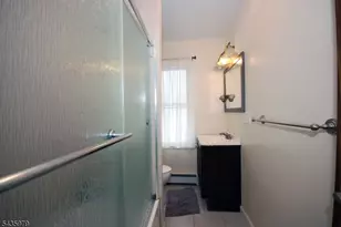 70 Harrison Ave, West Orange Township, NJ 07052 - Photo 21