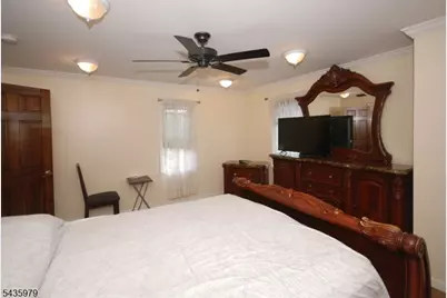70 Harrison Ave, West Orange Township, NJ 07052 - Photo 17