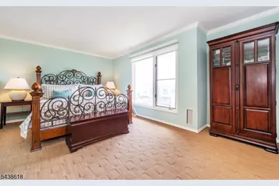 902 River Renaissance, East Rutherford, NJ 07073 - Photo 13