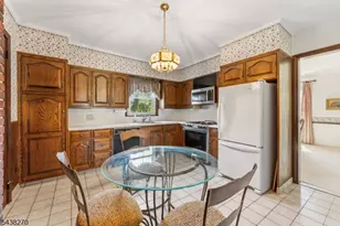 1400 Summit Terrace, Linden, NJ 07036 - Photo 7