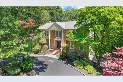 10 Moonshadow Ct, Kinnelon, NJ 07405 - Photo 5