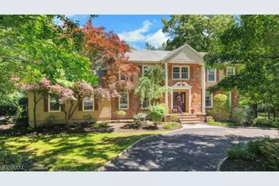 10 Moonshadow Ct, Kinnelon, NJ 07405 - Photo 3