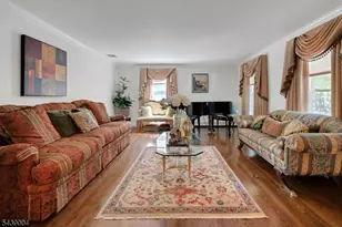 10 Moonshadow Ct, Kinnelon, NJ 07405 - Photo 21