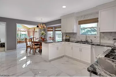 10 Moonshadow Ct, Kinnelon, NJ 07405 - Photo 17