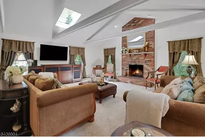 10 Moonshadow Ct, Kinnelon, NJ 07405 - Photo 11