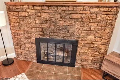 27 Joan St, Wayne, NJ 07470 - Photo 9