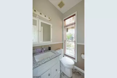 7 Newell St, Hillsborough Township, NJ 08844 - Photo 25