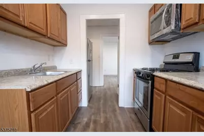 529 Washington Ave, Belleville, NJ 07109 - Photo 9