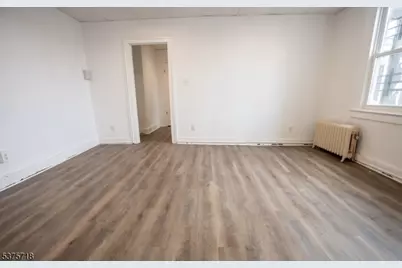 529 Washington Ave, Belleville, NJ 07109 - Photo 5