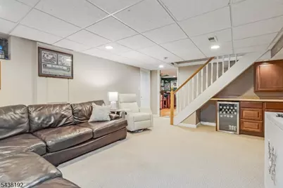 15 Harvey Dr, Summit, NJ 07901 - Photo 29