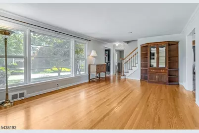 15 Harvey Dr, Summit, NJ 07901 - Photo 7