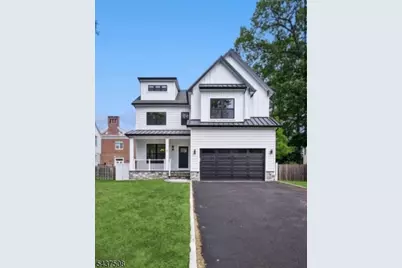 5 Briar Cliff Rd, Livingston, NJ 07039 - Photo 1