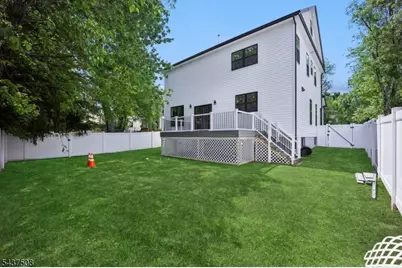 5 Briar Cliff Rd, Livingston, NJ 07039 - Photo 49