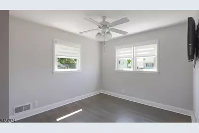 15 Cutler Pl, Clark Township, NJ 07066 - Photo 19
