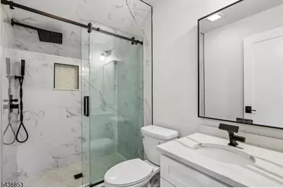 163 Brower Ave, Edison, NJ 08837 - Photo 15