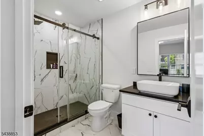 163 Brower Ave, Edison, NJ 08837 - Photo 7
