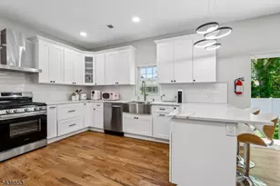 163 Brower Ave, Edison, NJ 08837 - Photo 3