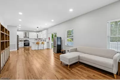 163 Brower Ave, Edison, NJ 08837 - Photo 5
