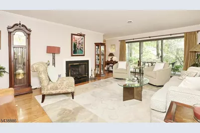 504B Aspen Ln, Wyckoff Township, NJ 07481 - Photo 9