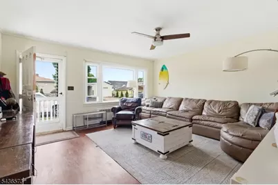 1 Pearl Pl, Franklin Township, NJ 08873 - Photo 3