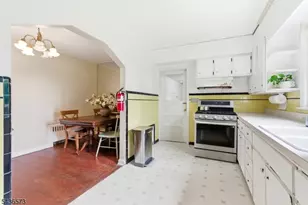 1 Pearl Pl, Franklin Township, NJ 08873 - Photo 5
