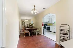 1 Pearl Pl, Franklin Township, NJ 08873 - Photo 7